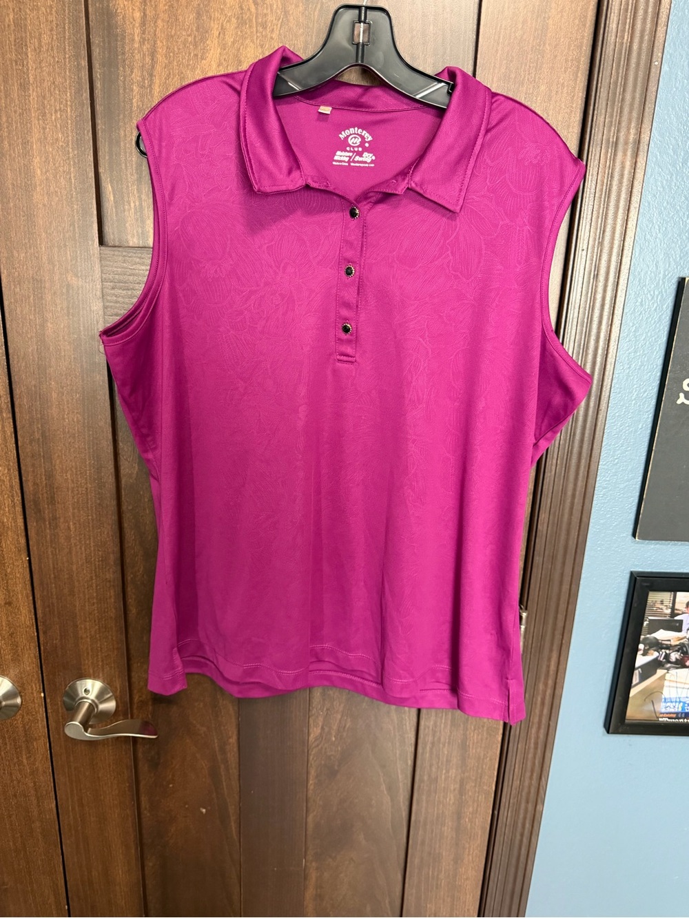 Sleeveless Golf Polo Tank Top in Magenta